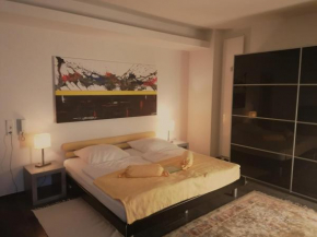 Studio Deluxe